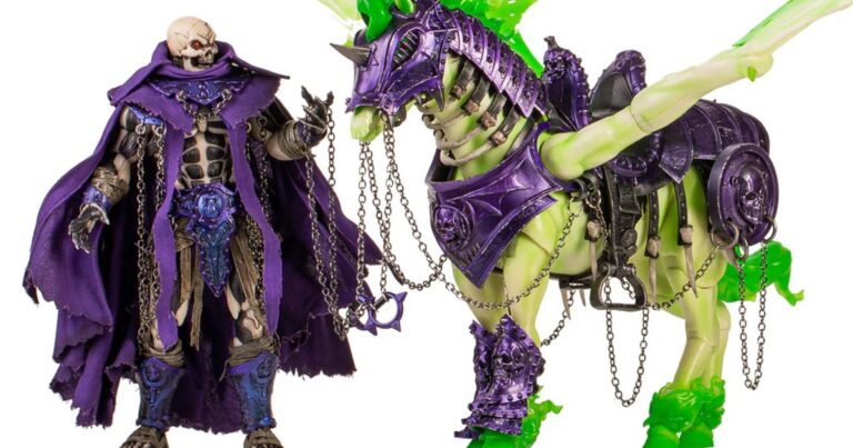 Mondo Toys Unveils Ultimate Scare Glow Figure