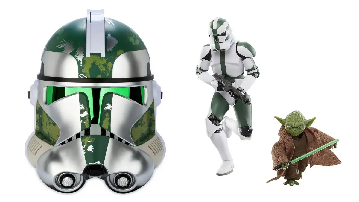 Commander Gree Helmet and Black Star Wars Item